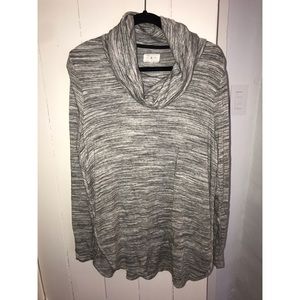 Women’s heather gray cowl neck tunic - XL.